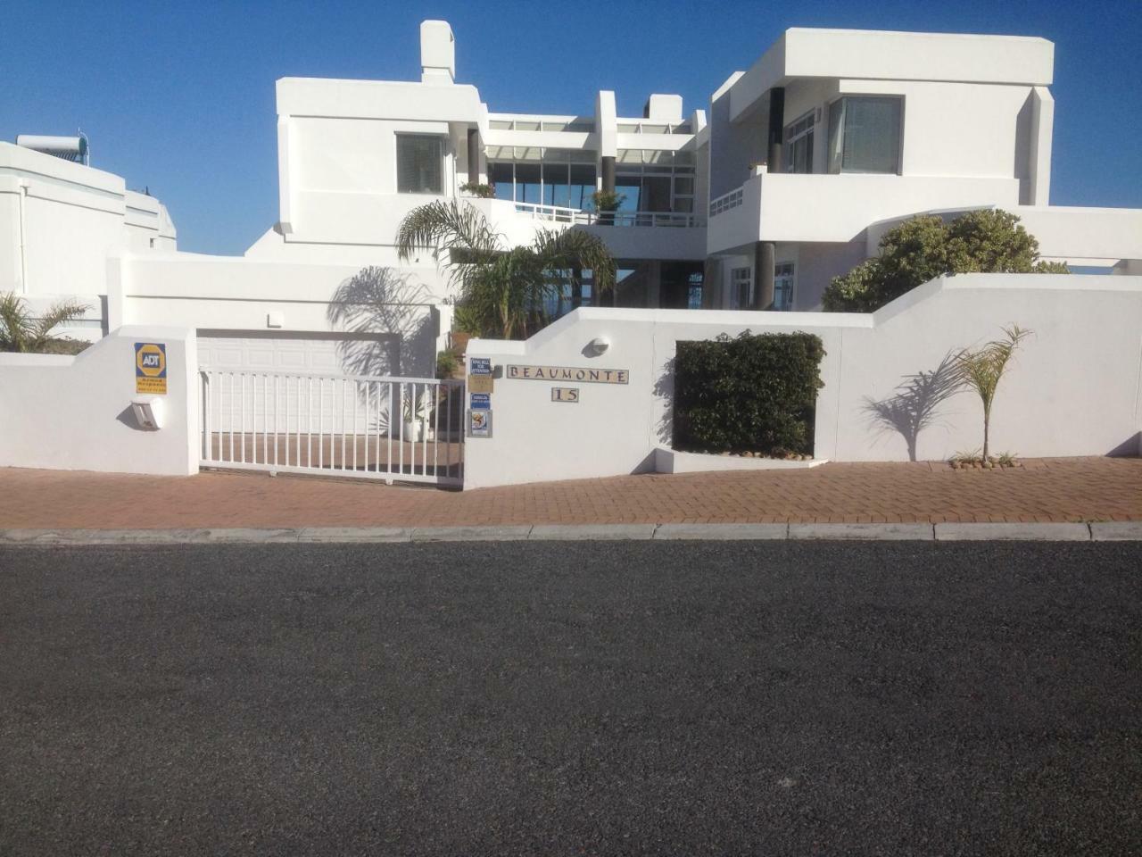 Beaumonte Guesthouse 허머너스 외부 사진